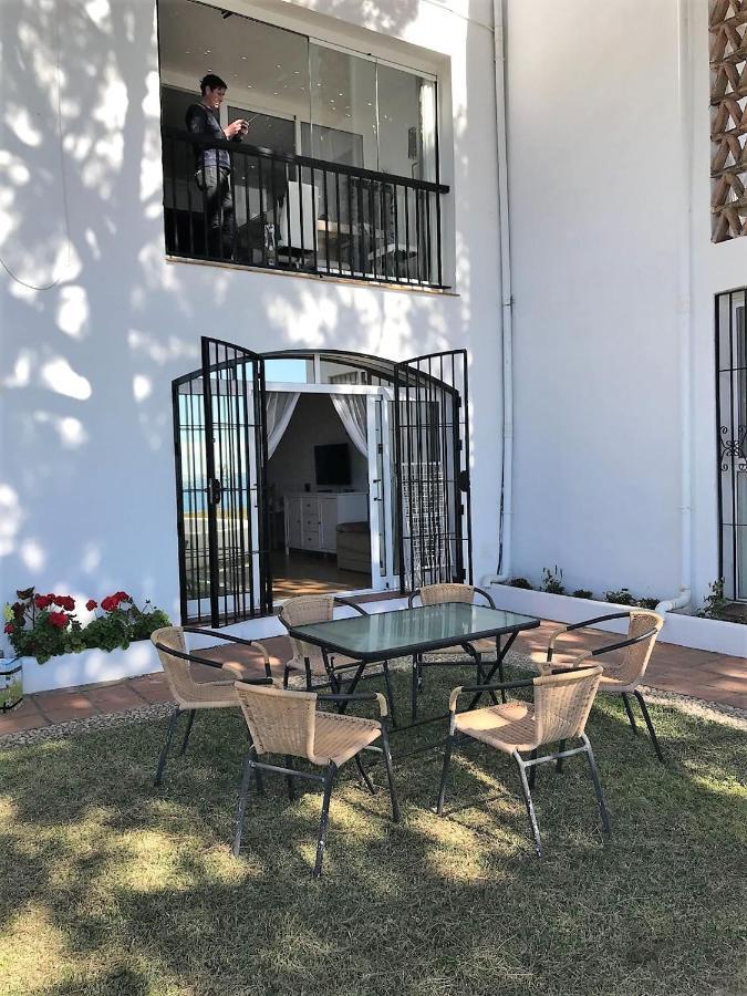 Dona Lola Micaela - Fully Equiped 1 Bedroom Ground Floor Beach Front Apartment With Direct Access To The Beach Of Calahonda - Costa Del Sol - Cs155 Sitio de Calahonda Zewnętrze zdjęcie
